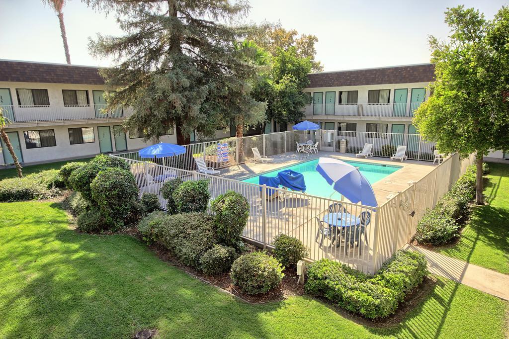 Motel 6-Porterville, Ca מראה חיצוני תמונה