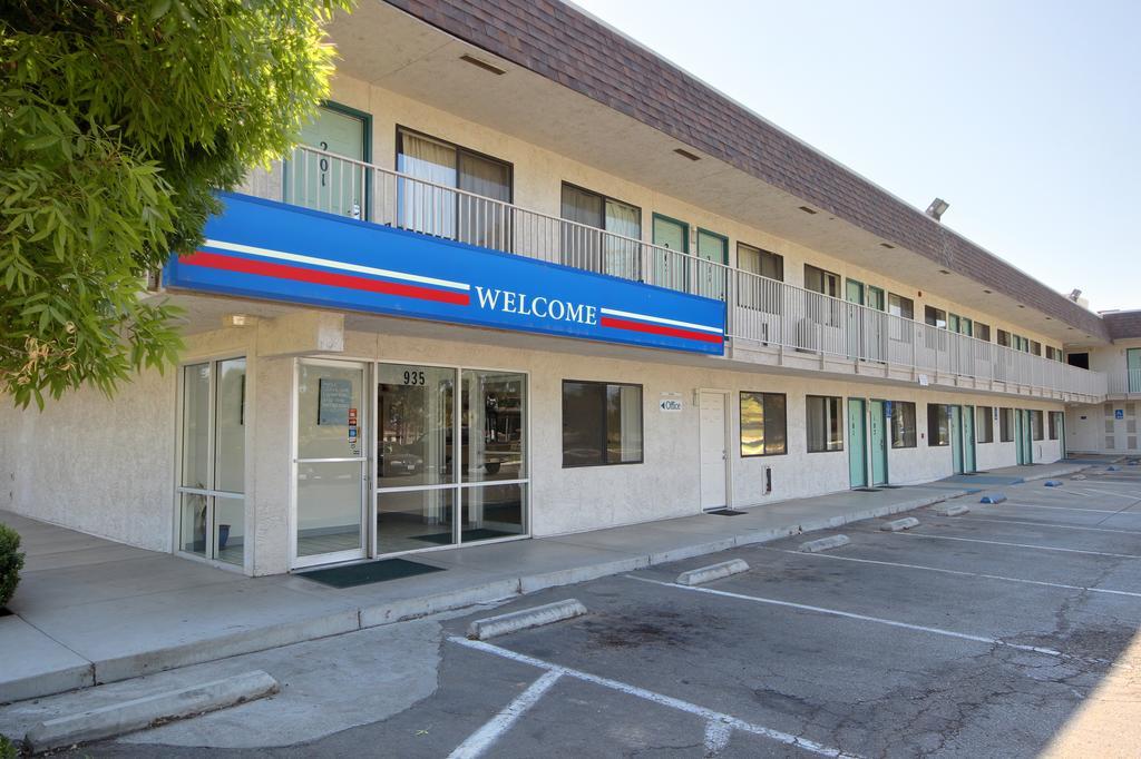Motel 6-Porterville, Ca מראה חיצוני תמונה