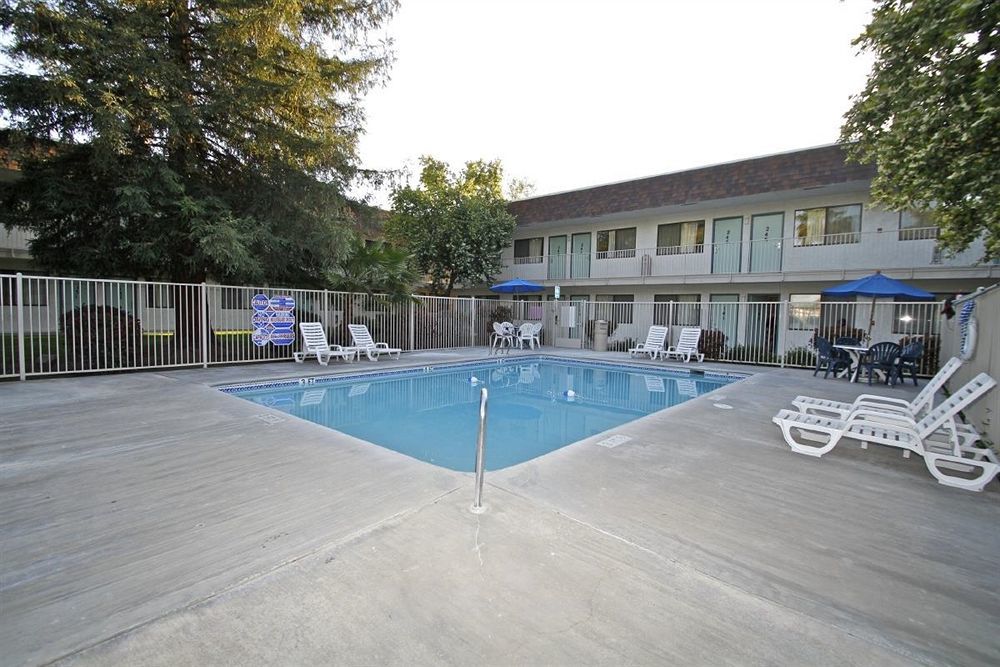 Motel 6-Porterville, Ca מראה חיצוני תמונה