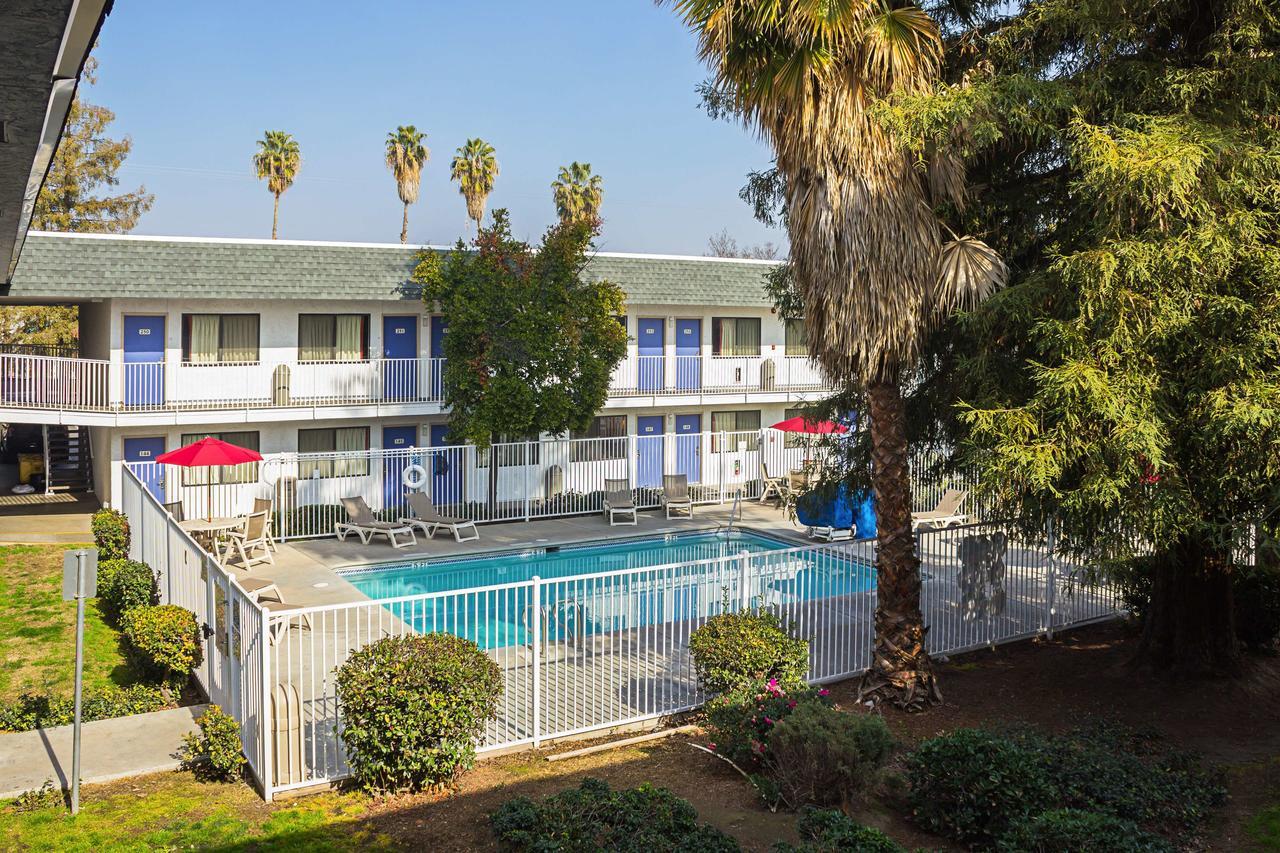 Motel 6-Porterville, Ca מראה חיצוני תמונה