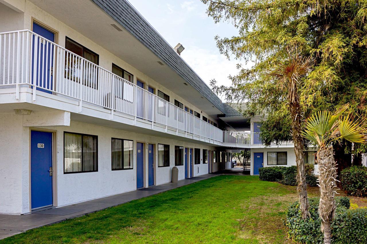 Motel 6-Porterville, Ca מראה חיצוני תמונה