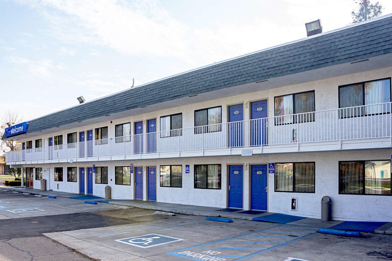 Motel 6-Porterville, Ca מראה חיצוני תמונה
